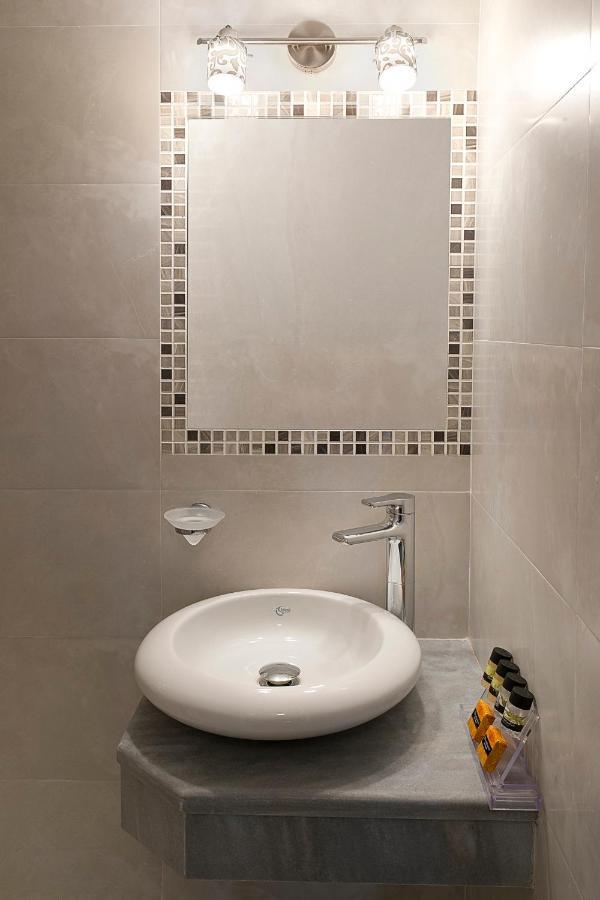 Twin Room with extra bed and Ensuite Bathroom,1181344783:JPEG